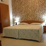 Palates Hotel