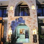 Palates Hotel 3*