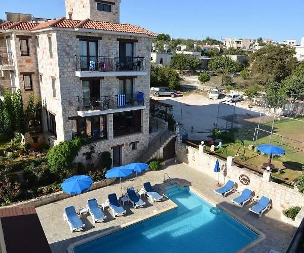 Hotell Palates Dhrousha